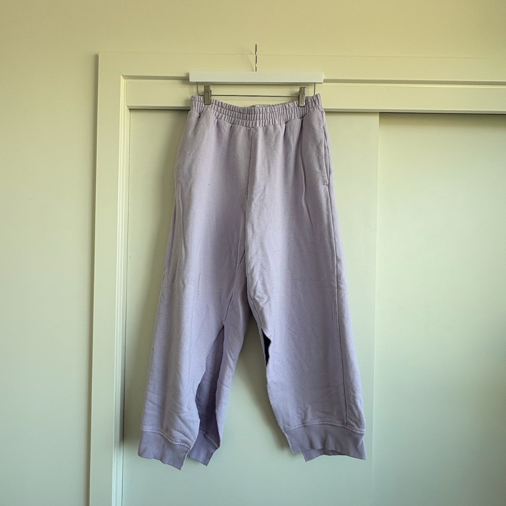 MM6 Raw-Edge Cut Sweatpants Lavender